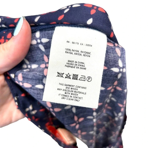 Anthropologie Cartonnier Pants‎ Geometric Print Wide Leg Rayon Navy Blue Size 4 - Picture 9 of 10